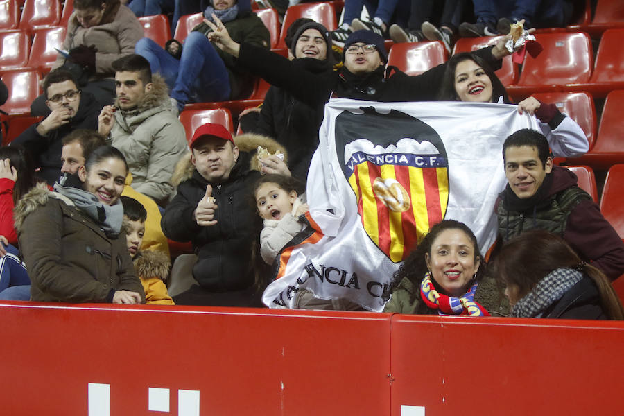 Fotos: ¿Estuviste en el Sporting - Valencia (2-1)? ¡Búscate!