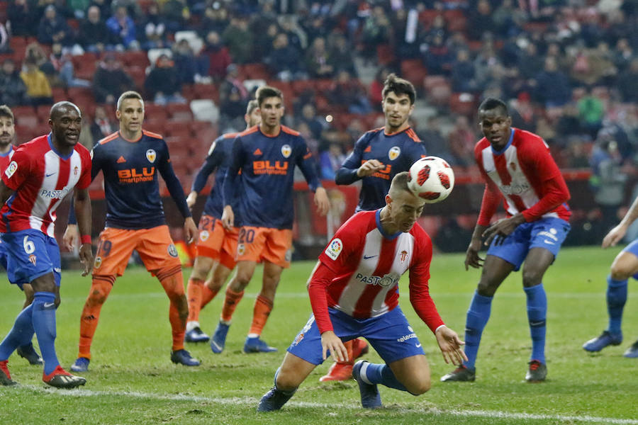 Los rojiblancos toman ventaja en elimitatoria tras ganar al conjunto ché en El Molinón