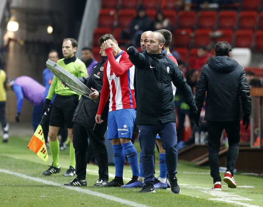 Los rojiblancos toman ventaja en elimitatoria tras ganar al conjunto ché en El Molinón