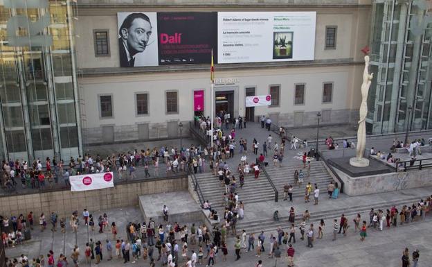 ¿Discriminan a las artistas los museos estatales? El caso del Reina Sofía