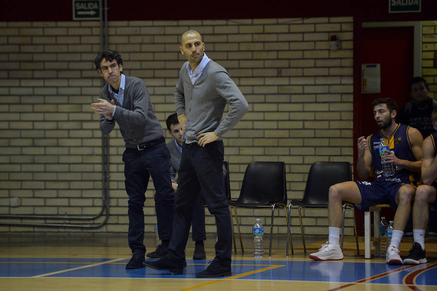 El desenlace del partido pudo ser otro si los árbitros hubieran señalado falta personal en la última acción del partido. Un lanzamiento en suspensión de Llorente que no entró y que podía haber cambiado el resultado si se hubiera señalado falta personal.