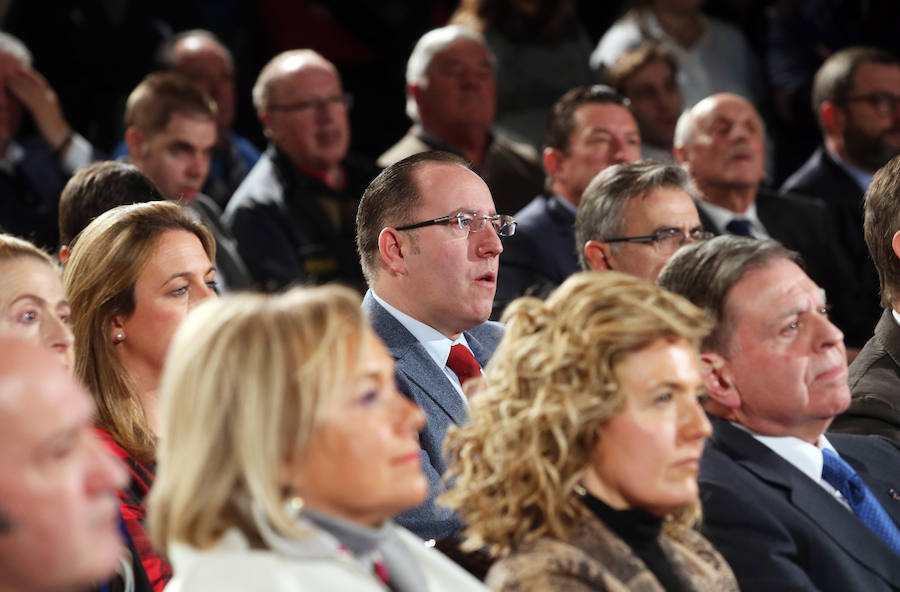 El presidente del PP acude al Hotel de la Reconquista en el que ha tenido lugar el acto oficial de presentación de Teresa Mallada como candidata a la Presidencia del Principado y de Alfredo Canteli como candidato al Ayuntamiento de la capital asturiana