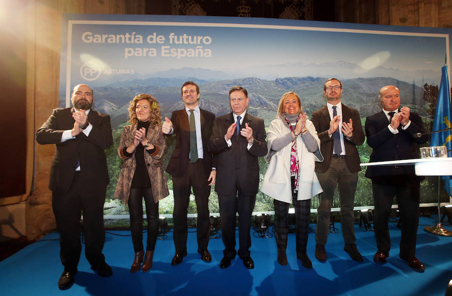 El presidente del PP acude al Hotel de la Reconquista en el que ha tenido lugar el acto oficial de presentación de Teresa Mallada como candidata a la Presidencia del Principado y de Alfredo Canteli como candidato al Ayuntamiento de la capital asturiana