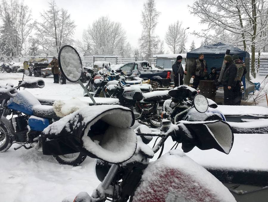 El temporal de nieve se ceba con el sur de Alemania y Austria. Cientos de vuelos han sido cancelados en Múnich y en Fráncfort, mientras se extienden las alertas por la previsión de nuevas precipitaciones en amplias zonas de Baviera.