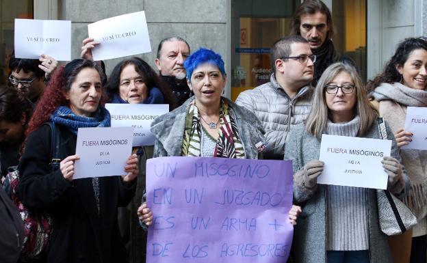 «Fuera machistas de la Justicia», piden las feministas