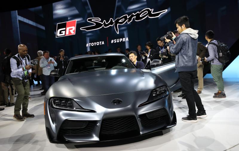 Los SUV, camiones y coches deportivos son los protagonistas de un devaluado salón del automóvil de Detroit, en el que habrá menos fabricantes y más incertidumbre. Más allá de VW, los fabricantes alemanes abandonaron el salón de Detroit este año ante la competencia con otros eventos. Los analistas prevén una ralentización en las ventas en 2019, tras una década de crecimiento.