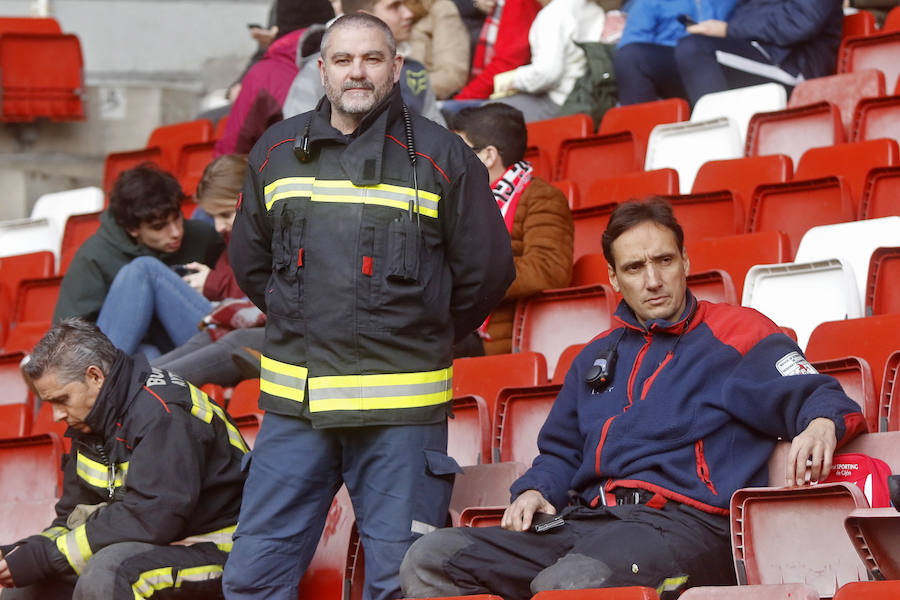 Fotos: ¿Estuviste en el Sporting - Alcorcón? ¡Búscate!