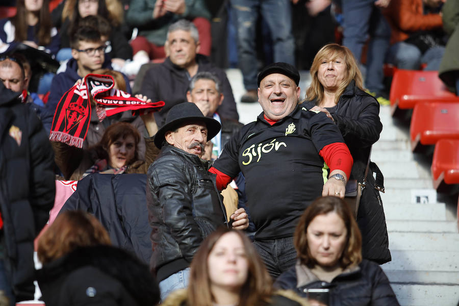 Fotos: ¿Estuviste en el Sporting - Alcorcón? ¡Búscate!