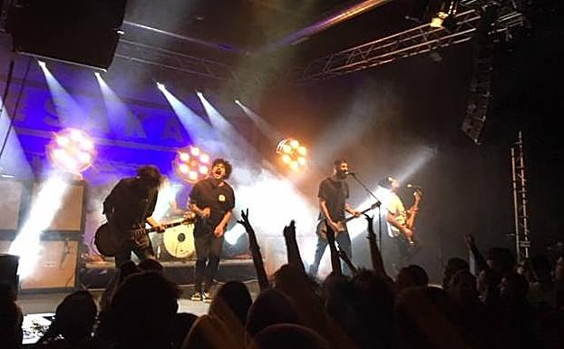 Desakato, durante el concierto en León.