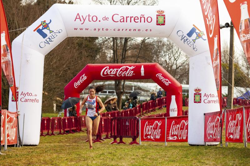 Moha Bakkali (Universidad) e Isabel Barreiro (Gijón Atletismo) han logrado los triunfos individuales Campeonato de Asturias de Cross Largo por Clubes, disputado en Perlora. Han participado más de 270 atletas.