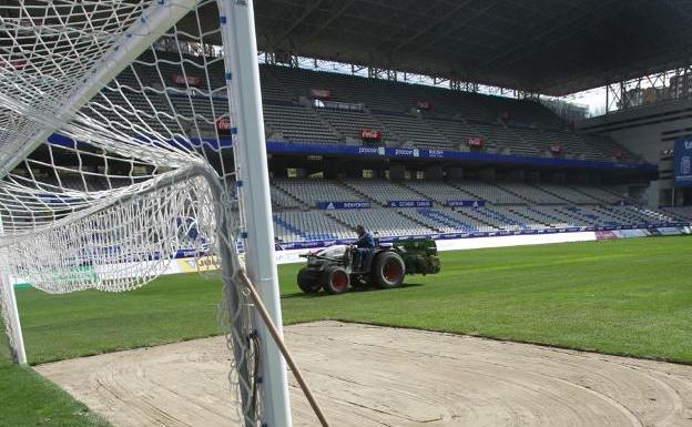 El Ayuntamiento de Oviedo estudia colocar espejos para mejorar el césped del Tartiere