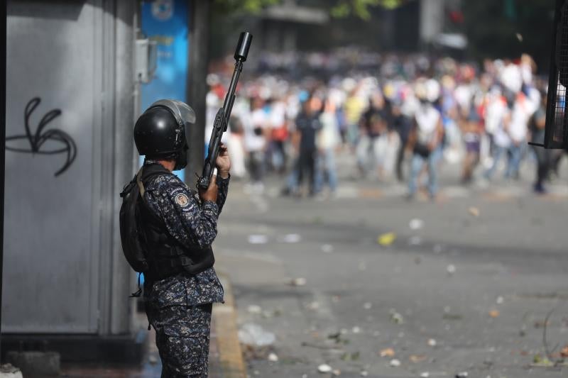 Fotos: Enfrentamientos en Venezuela tras la autoproclamación de Juan Guaidó