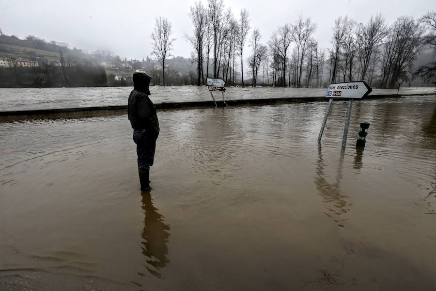 El temporal de Asturias ha dejado multitud de destrozos en Trubia