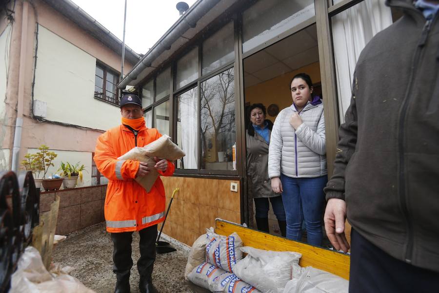 El temporal de Asturias ha dejado multitud de destrozos en Trubia