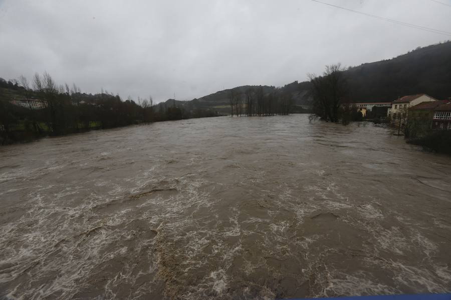 El temporal de Asturias ha dejado multitud de destrozos en Trubia