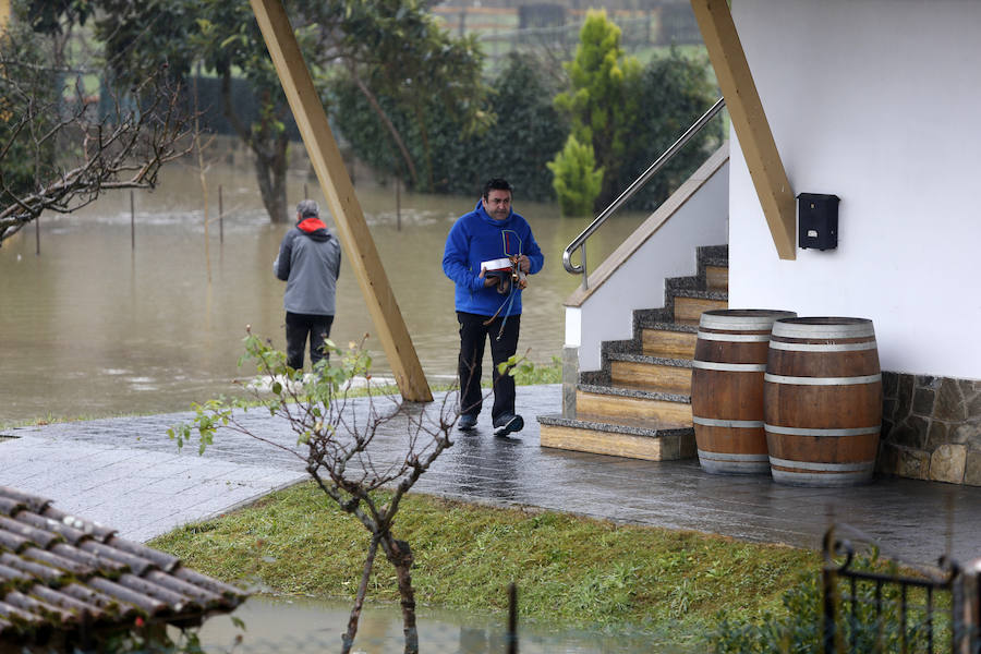 La crecida del río paralizó la central térmica de Lada y mantiene a una gran preocupación entre los vecinos de las Cuencas.