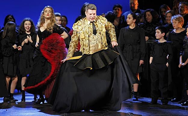 Ensayo de la ópera 'Carmen' en el Teatro Campoamor. 