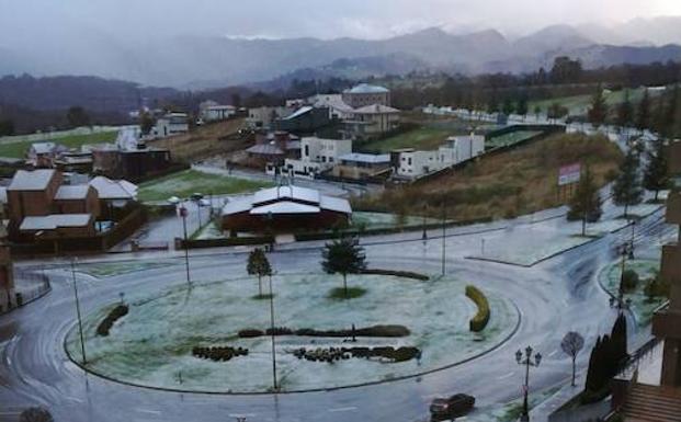 Oviedo amaneció blanco