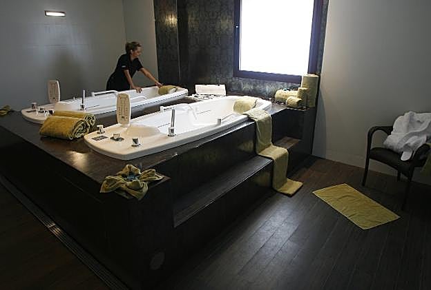 Una de las cabinas dobles de tratamiento en el Gran Balneario. 