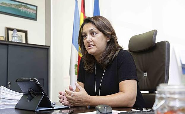 La alcaldesa de Ribadesella, Charo Fernández, deja Foro Asturias