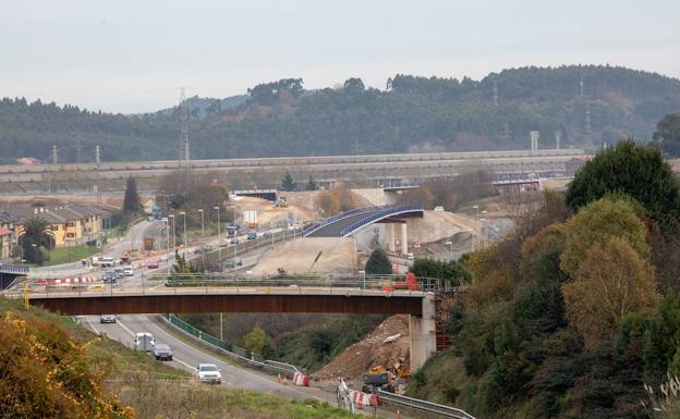 Dos detenidos en Avilés cuando intentaban robar cable de alumbrado en las obras de la autovía