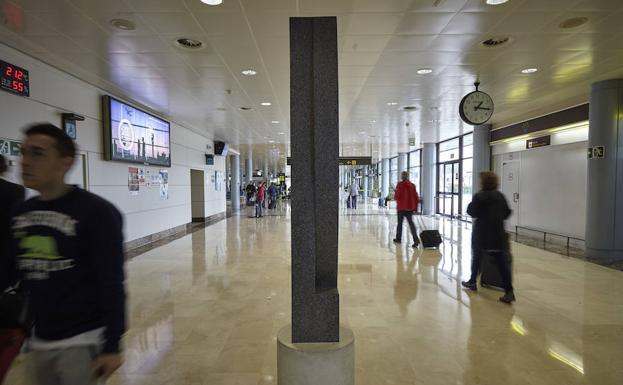 Aeropuerto de Asturias. 