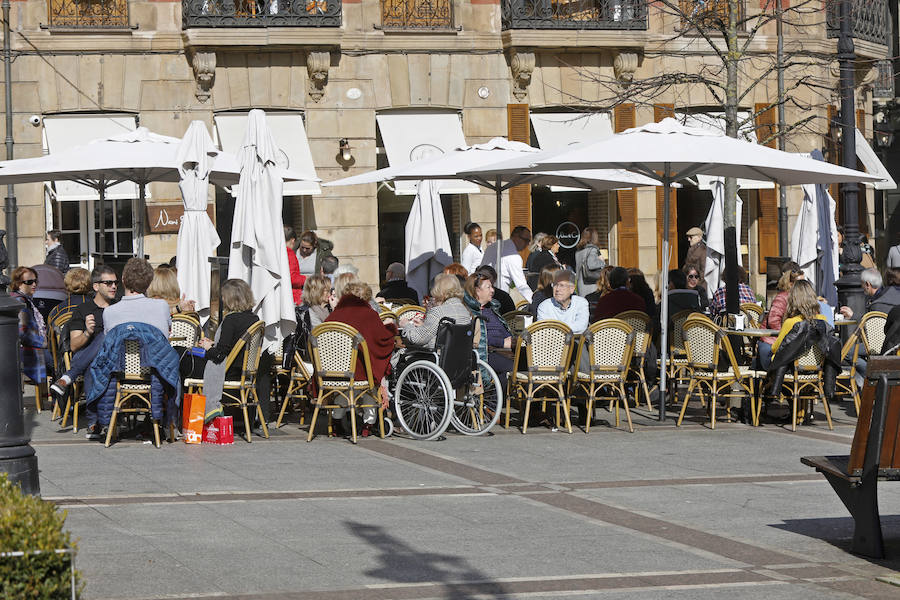 Las temperaturas estos días en El Principado hacen disfrutar de días primaverales