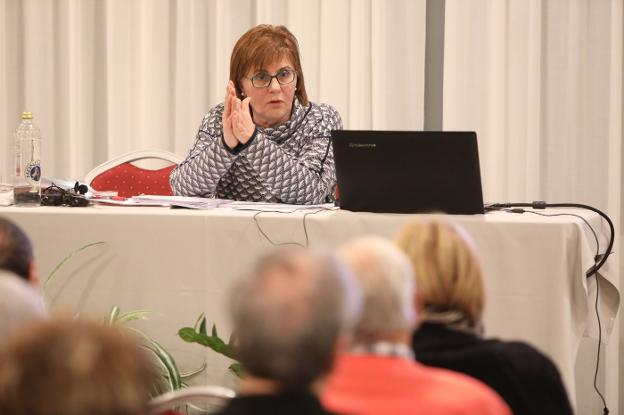 Pilar Varela, durante su conferencia de ayer. 