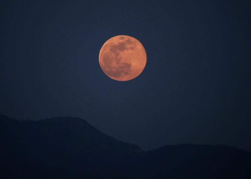 La luna llena vista desde Palencia.