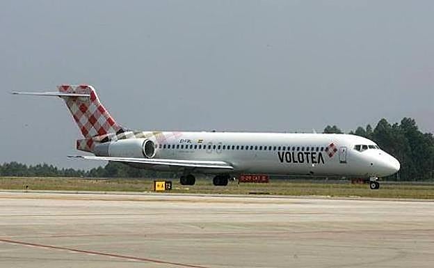 Las prácticas de un avión de Volotea causan alarma
