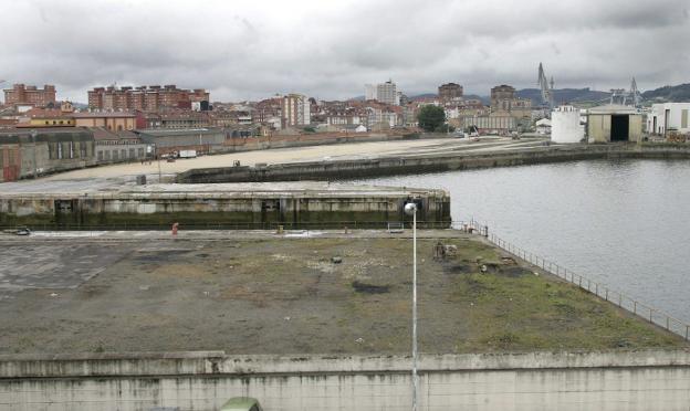 Solar de Naval Gijón, donde se celebra la Semana Negra. 