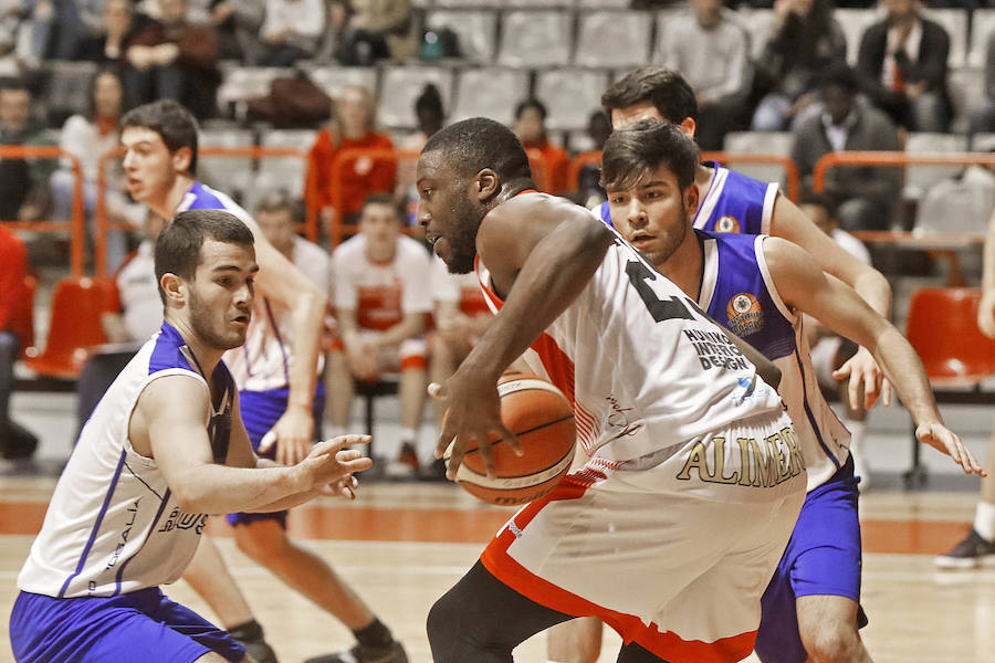 Fotos: Las imágenes del partido entre el Huniko Gijón Basket - Rosalía de Castro