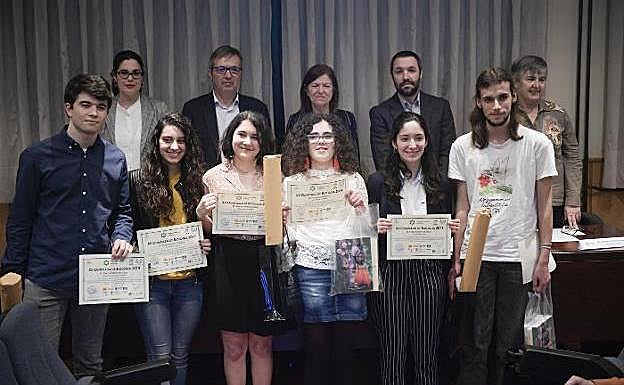 Dos ovetenses y un gijonés ganan la Olimpiada de Biología 