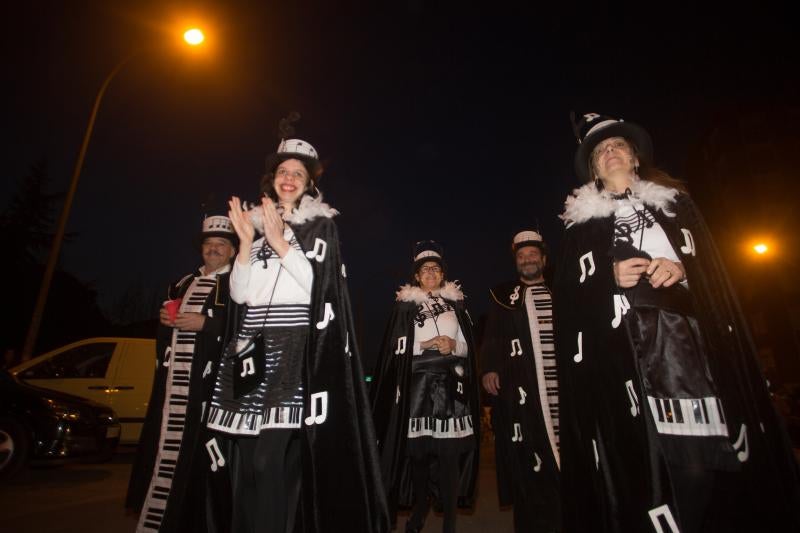 Britney Spears y Freddy Mercury arropan la apertura oficial del carnaval