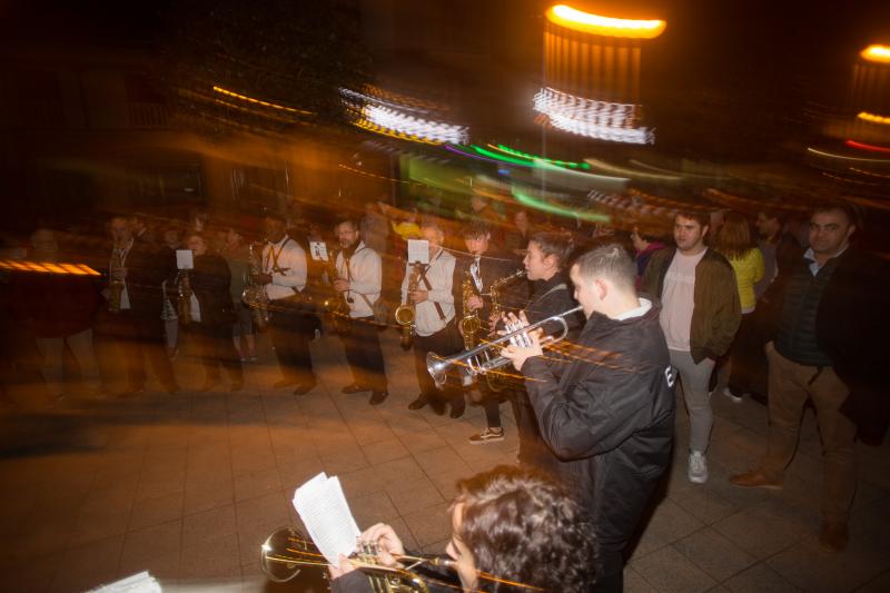 Britney Spears y Freddy Mercury arropan la apertura oficial del carnaval