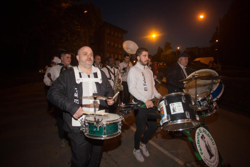 Britney Spears y Freddy Mercury arropan la apertura oficial del carnaval