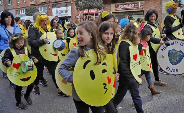 El carnaval se siente en Gijón
