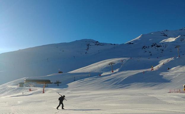 El dominio frances, perteneciente al Grupo Nuevos Pirineos