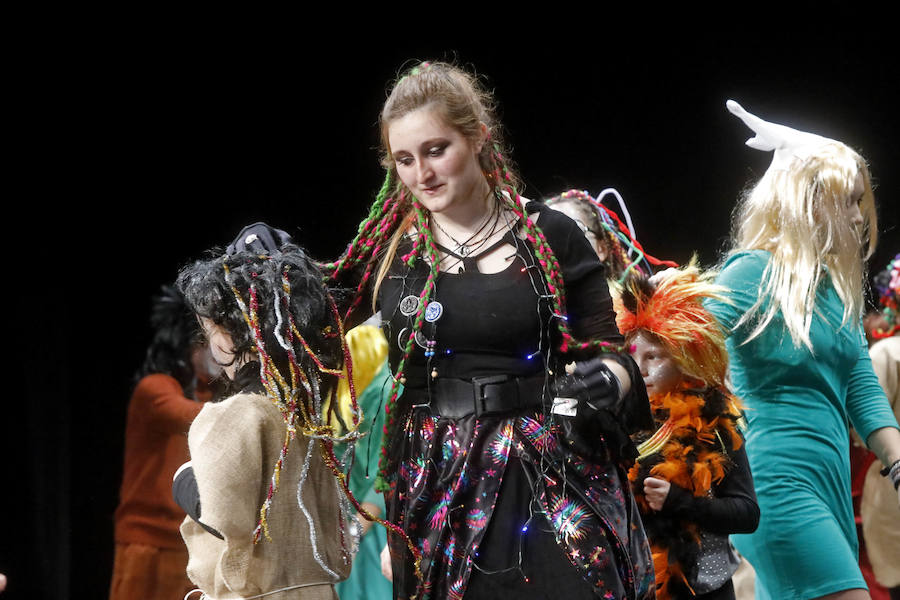 La cita, que celebra su XXV aniversario, tuvo lugar en el Teatro Jovellanos