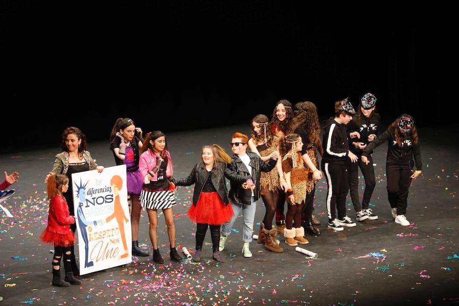 La cita, que celebra su XXV aniversario, tuvo lugar en el Teatro Jovellanos 