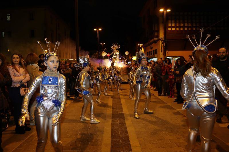 Los astronautas, las naves especiales y los extraterrestres toman las calles llaniscas