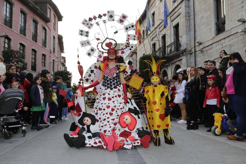 Los astronautas, las naves especiales y los extraterrestres toman las calles llaniscas