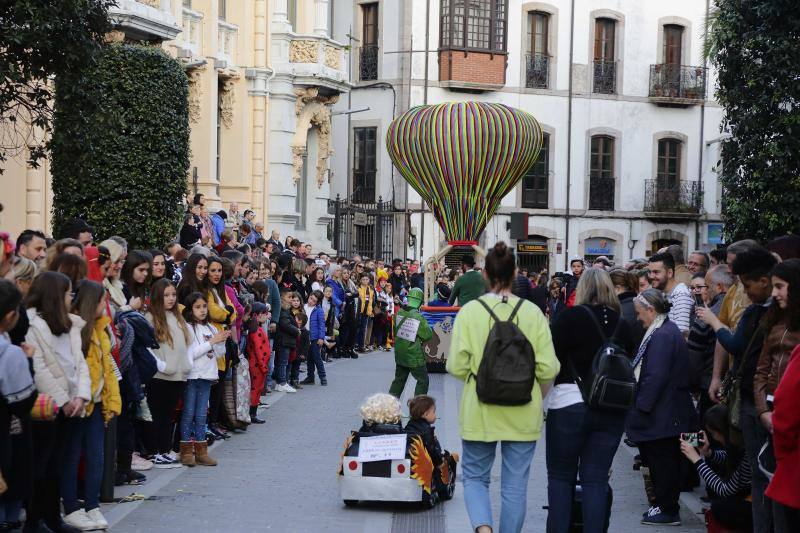 Los astronautas, las naves especiales y los extraterrestres toman las calles llaniscas