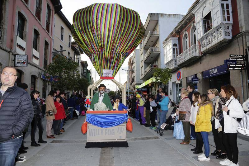 Los astronautas, las naves especiales y los extraterrestres toman las calles llaniscas