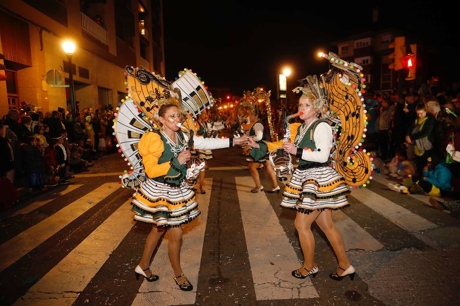 Fotos: ¿Estuviste en el desfile del Antroxu en Gijón? ¡Búscate! (2)