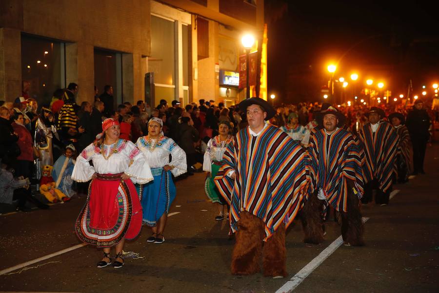 Fotos: ¿Estuviste en el desfile del Antroxu en Gijón? ¡Búscate! (2)