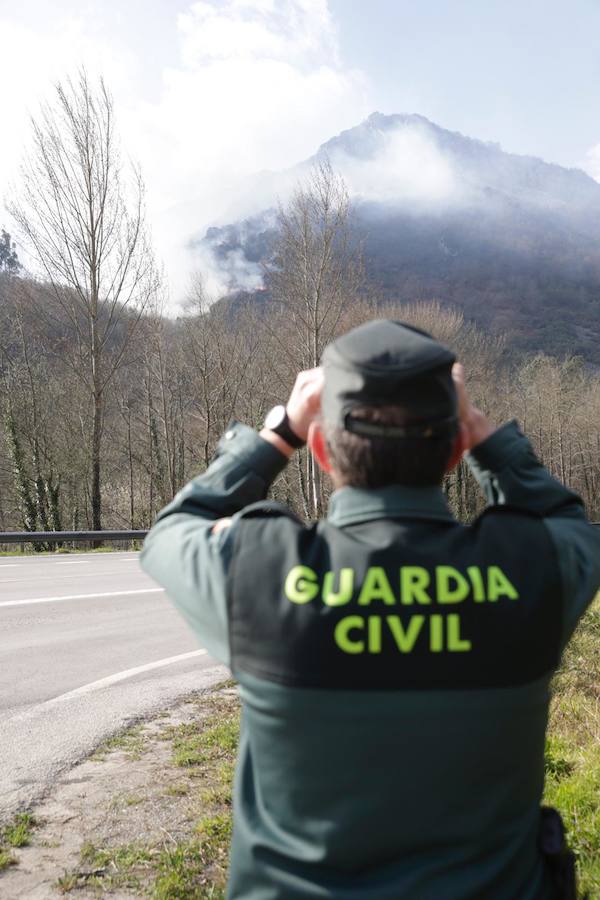 Fotos: Las imágenes que deja el fuego en Soto de los Infantes, en Salas