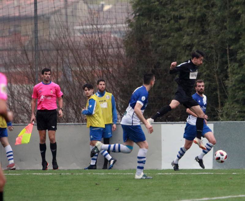 Fotos: Tuilla 4-0 Real Avilés, en imágenes