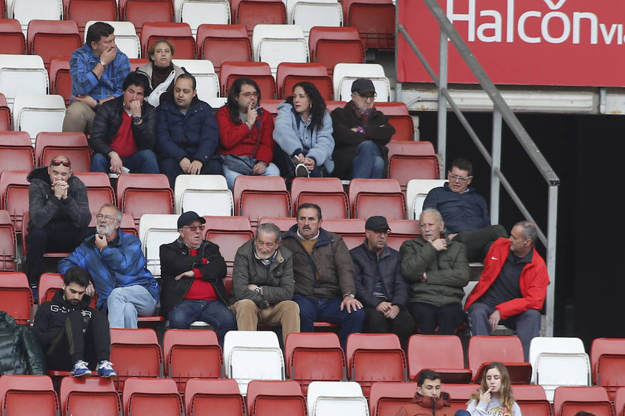 Los aficionados han podido asistir al entreno de los rojiblancos preparatorio del partido del domingo en Córdoba (16 horas)