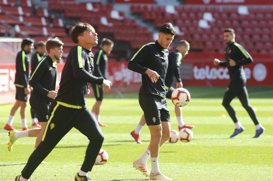 Los aficionados han podido asistir al entreno de los rojiblancos preparatorio del partido del domingo en Córdoba (16 horas)